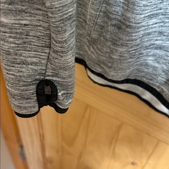 PINK Victoria's Secret Heathered Gray Women’s Jacket - Picture 5 of 5